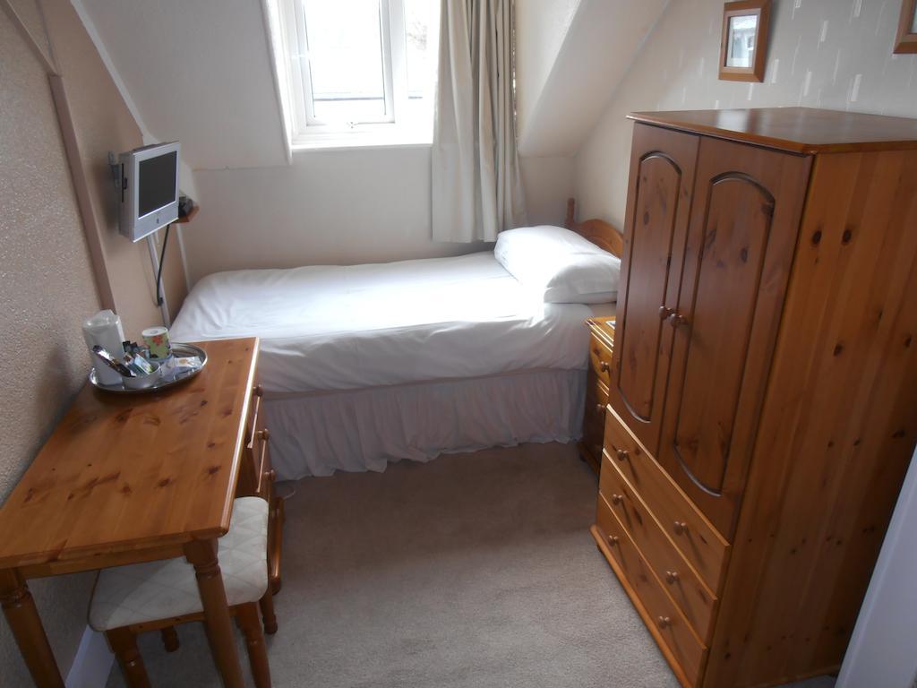 Meadowlea Guest House Okehampton Habitación foto